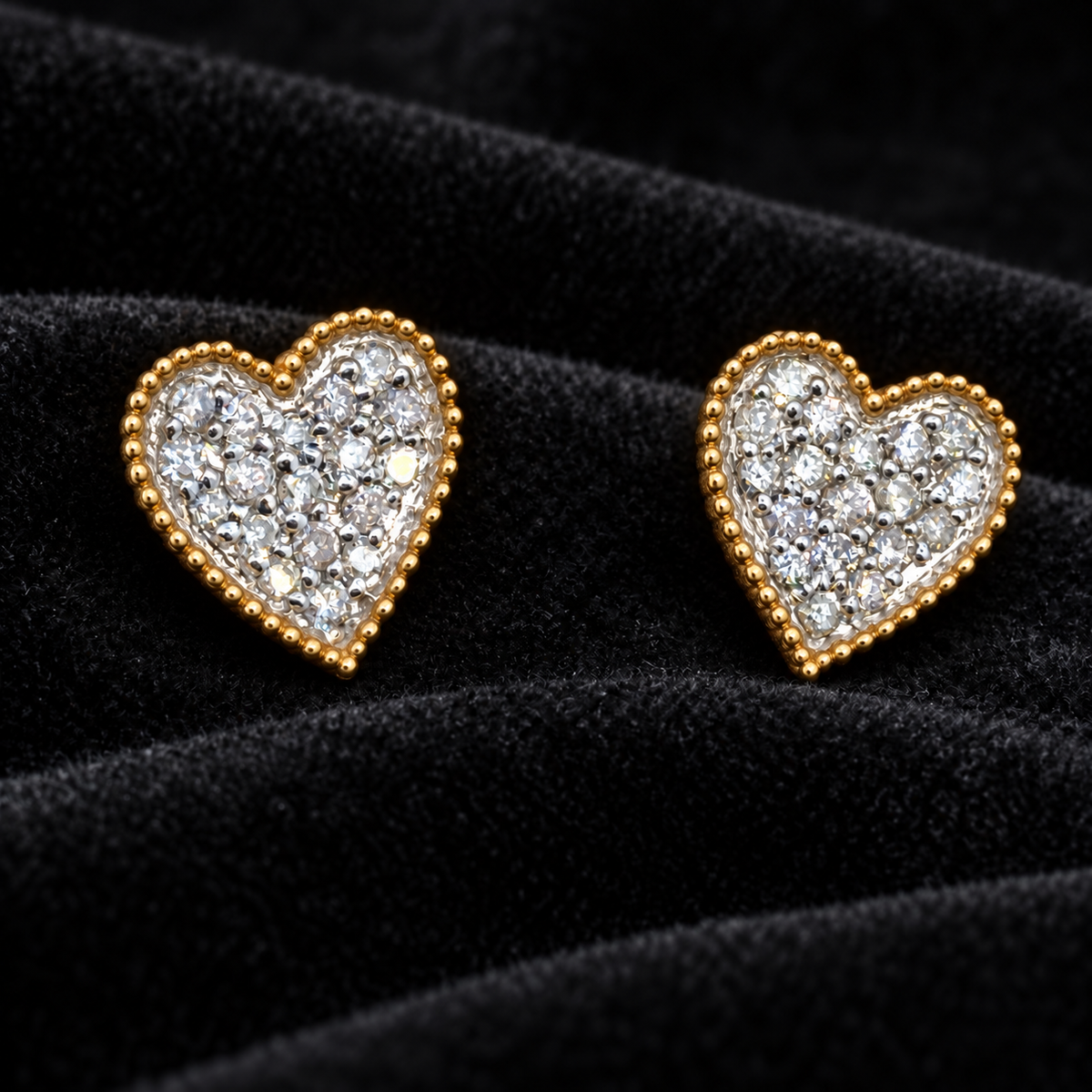 10K Yellow Gold Natural Heart Diamond Earrings, 0.30 ct tw SI2